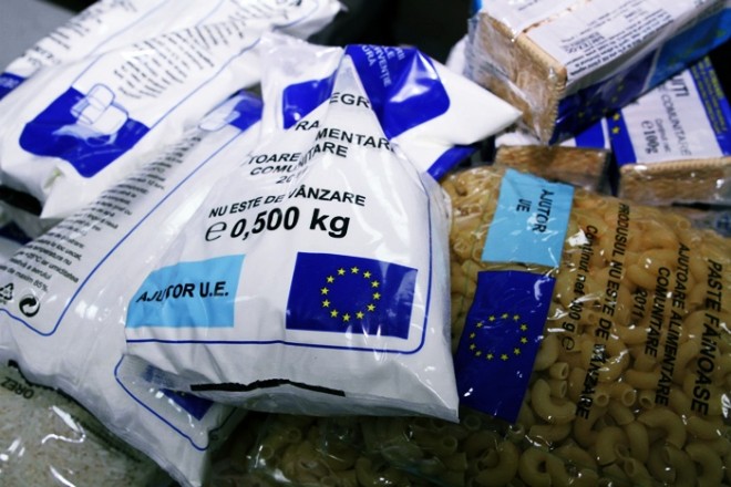 Alimentele de la UE rămase în stoc, REDISTRIBUITE ploieştenilor în martie