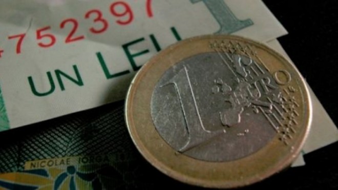 Euro a atins un nou nivel record. Specialistii spun ca urmeaza CRIZA