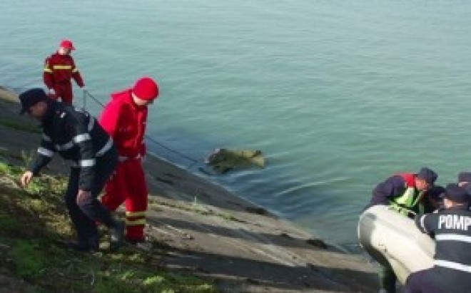 Descoperire macabra, in Prahova: Barbat disparut de acasa din luna mai, gasit mort in raul Varbilau, in Stefesti