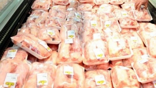 Alertă de salmonella în România. 20 de tone de carne de pui au fost retrase în ultimele zile