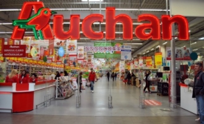 Nereguli grave la zeci de magazine Auchan; 14 au fost închise. Șeful ANPC a explodat: &#039;Din România nu trebuie doar luați bani, mai trebuie și investit!&#039;