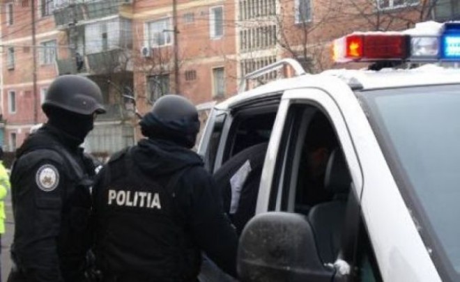 Ce au descoperit poliţiştii în urma descinderilor la hoţii din Prahova