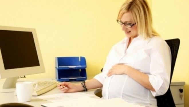 Veşti bune pentru gravide şi mămici. Ce DREPTURI au începând de acum la locul de muncă