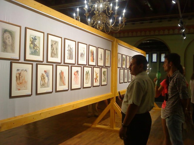 Vizitatorii expoziției Salvador Dali vor fi premiați. Joi are loc tragerea la sorți