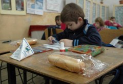 Consiliul Județean Prahova a sistat programul “Lapte și corn”