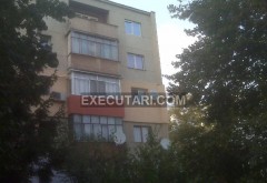 Executari silite: Apartament cu 2 camere, in Ploiesti, la 27.500 EURO