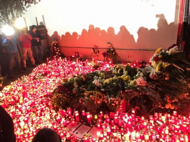 O lună de la TRAGEDIA din Colectiv: Cine sunt cele 60 de victime care au murit în urma incendiului