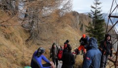 Turiştii blocaţi pe un traseu din Masivul Bucegi, recuperaţi de salvamontiştii din Buşteni