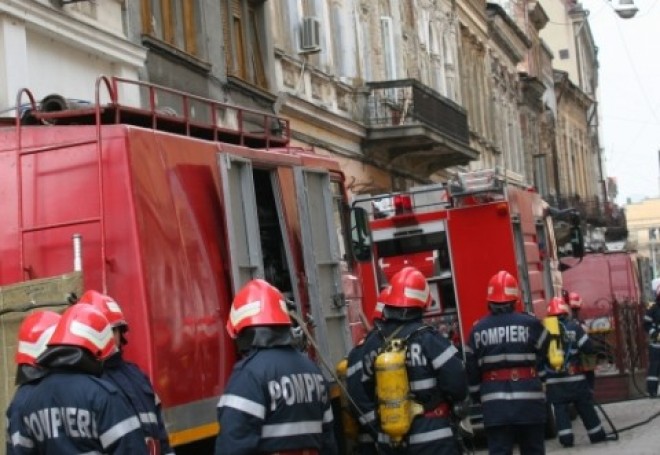 Zi de foc pentru pompierii ISU Prahova. Vezi lista interventiilor din ultimele 24 de ore