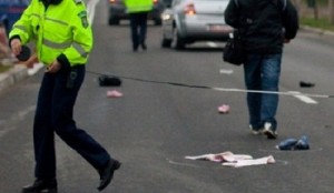 Accident rutier la Ploiești! Un autoturism a lovit un autobuz