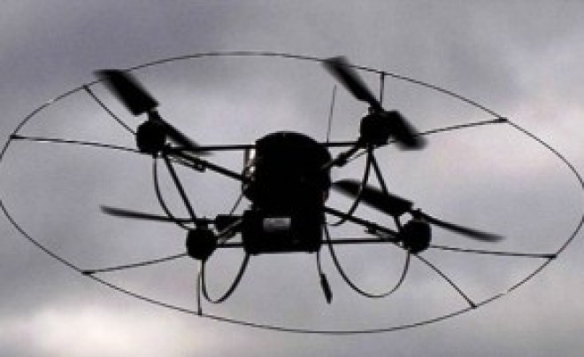 Ca-n filmele cu MAFIOȚI: Dronă cu DROGURI descoperită deasupra penitenciarului din Pitești