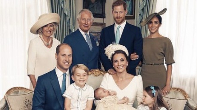 Primele portrete de familie cu William, Kate și cei trei copii! Detaliul șocant