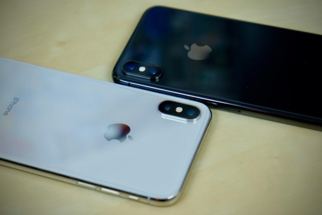 iPhone 11 vs. iPhone X: merită să faci upgrade?