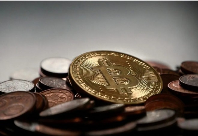 Bitcoin este din nou în creștere. O unitate a ajuns ieri la peste 50.000 de dolari