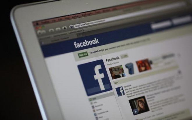 8,3 milioane de români au cont de Facebook