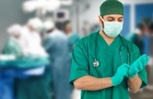 Victor Ponta: E o prostie să-i faci funcţionari publici pe medici. Trebuie să aibă dreptul de a obţine şi alte venituri