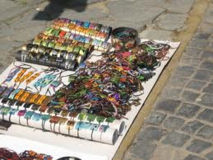 Ploiesti Vanzatorii ambulanti din Piata Aurora Vest, amendati de politisti