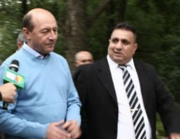 CUTREMUR in lumea &quot;buna&quot;: Bercea tinea o agenda cu datoriile. Lui Basescu i-a dat 6 MILIARDE in campania din 2009