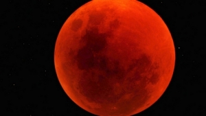 UIMITOR! Eclipsă TOTALA de Lună: Urmăriţi LIVE fenomenul astronomic al anului VIDEO  