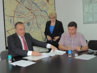 Contract important pentru ploieşteni, semnat de primarul Bădescu