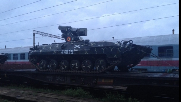 Tancuri militare de luptă, surprinse în Ploieşti GALERIE FOTO  
