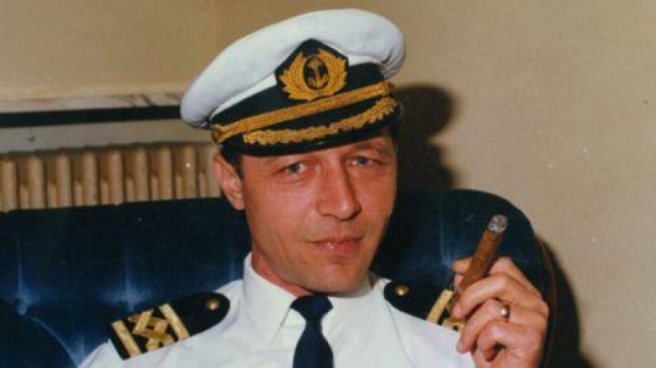 ACUZAȚII noi: Traian Băsescu a vândut flota cu 1 dolar – DOCUMENTE