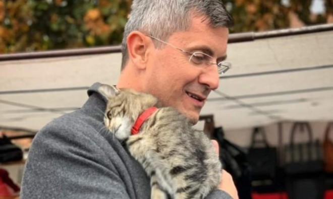 Despre politicienii împachetați în vaselină