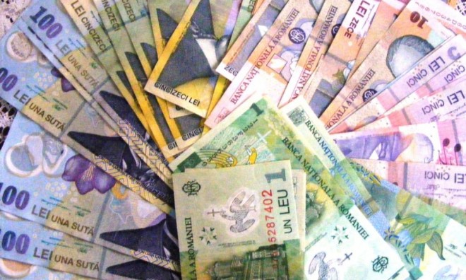 Să ne mai îngropăm un pic în datorii: România s-a împrumutat cu 2,2 miliarde de lei, intr-o singura zi