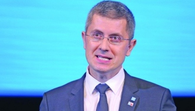 USR câștigă doar prin fraudă