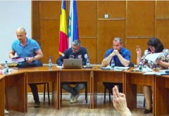 Balamuc total in Consiliul Local Campina. Pe primarul Alin Moldoveanu nu-l mai tin nervii. A plecat iar din sedinta