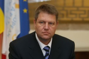 Klaus Iohannis se mută în curtea lui Traian Băsescu