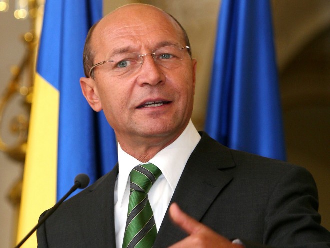Traian Băsescu a dezvăluit când o va vizita pe Elena Udrea şi ce vor discuta