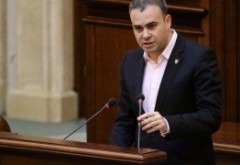 Darius Vâlcov a demisionat din Senat şi din PSD