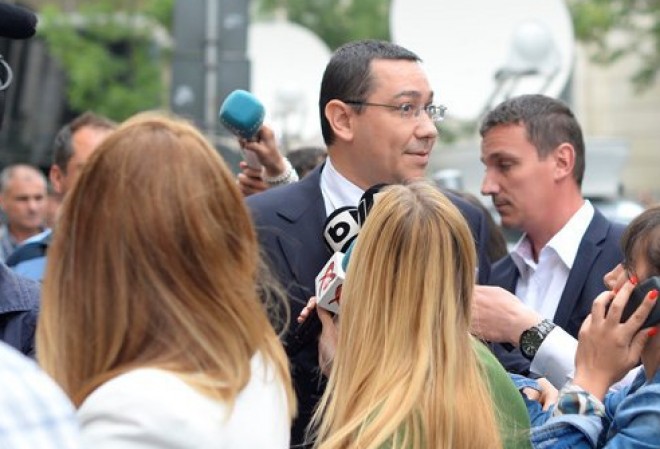 Ponta, SUSPECT în dosarul lui Şova. Premierul, urmărit penal pentru fals în înscrisuri, spălare de bani şi complicitate la evaziune