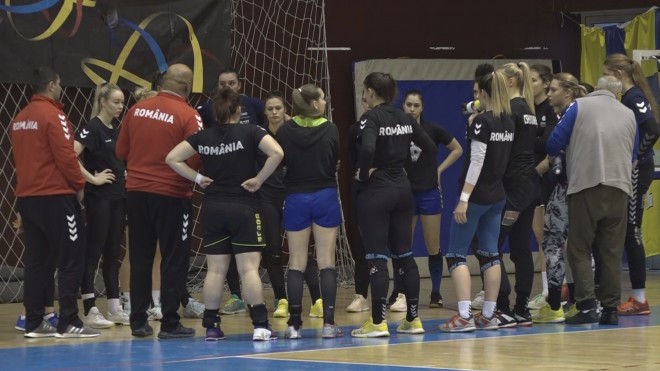 Tricolorele de pe semicerc pregătesc Euro la Ploiești