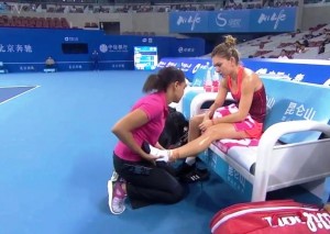 Simona Halep a abandonat în primul set al rundei inaugurale, în turneul de la Beijing