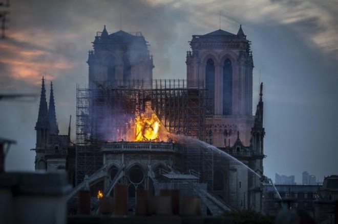 S-a aflat! Care a fost CAUZA incendiului de la Notre Dame