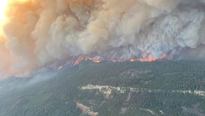 Orașul din Canada unde temperatura a ajuns la aproape 50 de grade a luat foc