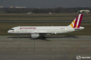 Avion cu 148 de persoane la bord s-a PRĂBUŞIT în Franţa