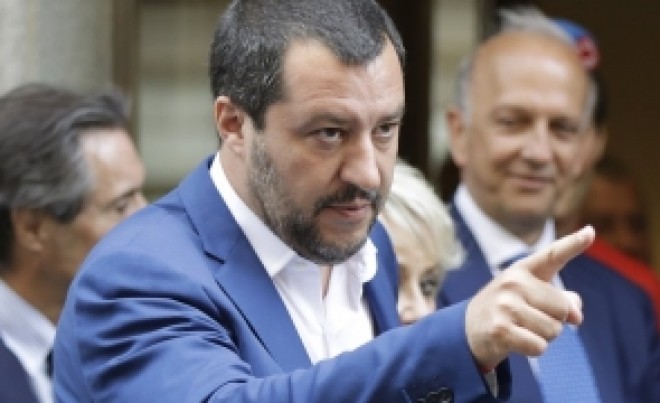 Matteo Salvini, ATAC fără PRECEDENT - Nu mai trimiteti SCLAVI in Italia!