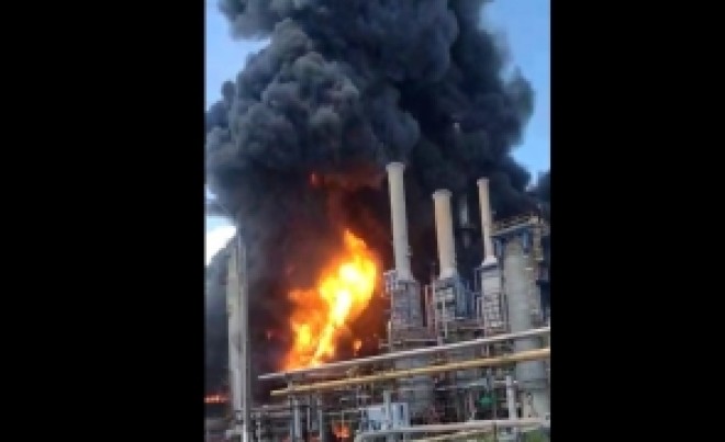 VIDEO - Momentul exploziei de la Rafinăria Petromidia