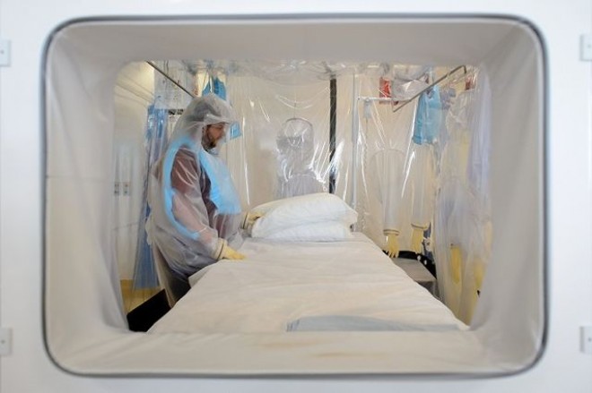 România se pregăteşte pentru Ebola. Spitalele au luat măsuri speciale