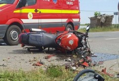 O noua tragedie, in Prahova! Un motociclist in varsta de 18 ani a murit dupa ce a intrat intr-un cap de pod, la Măneciu