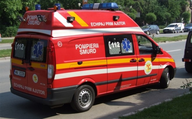 Accident TERIBIL la Sinaia. Şoferul a ADORMIT la volan şi a căzut în râpă